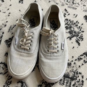Vans women’s tennis shoes